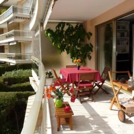 Tassigny Apartamento